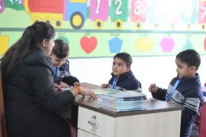 How to Handle Strong-Willed Children in a Positive Way 